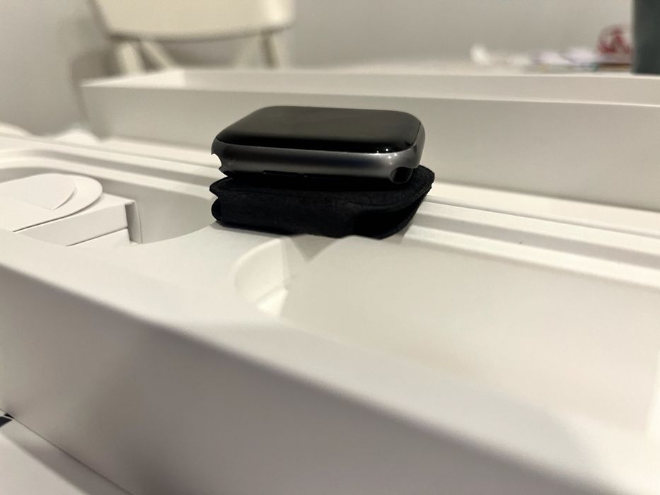 Apple Watch Series 5 44mm