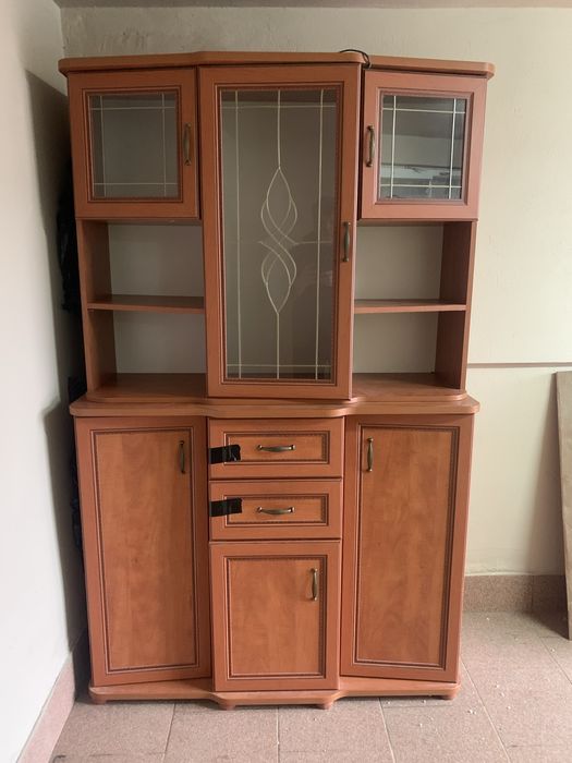 Witryna, kredens z podswietleniem