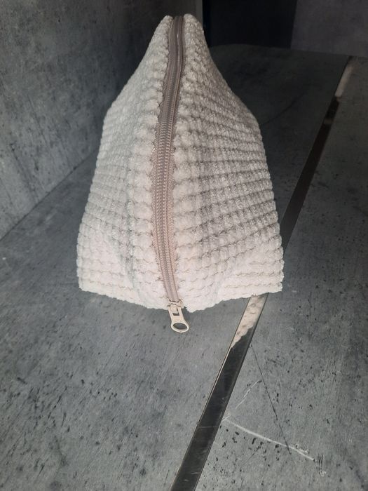 Косметичка    нова