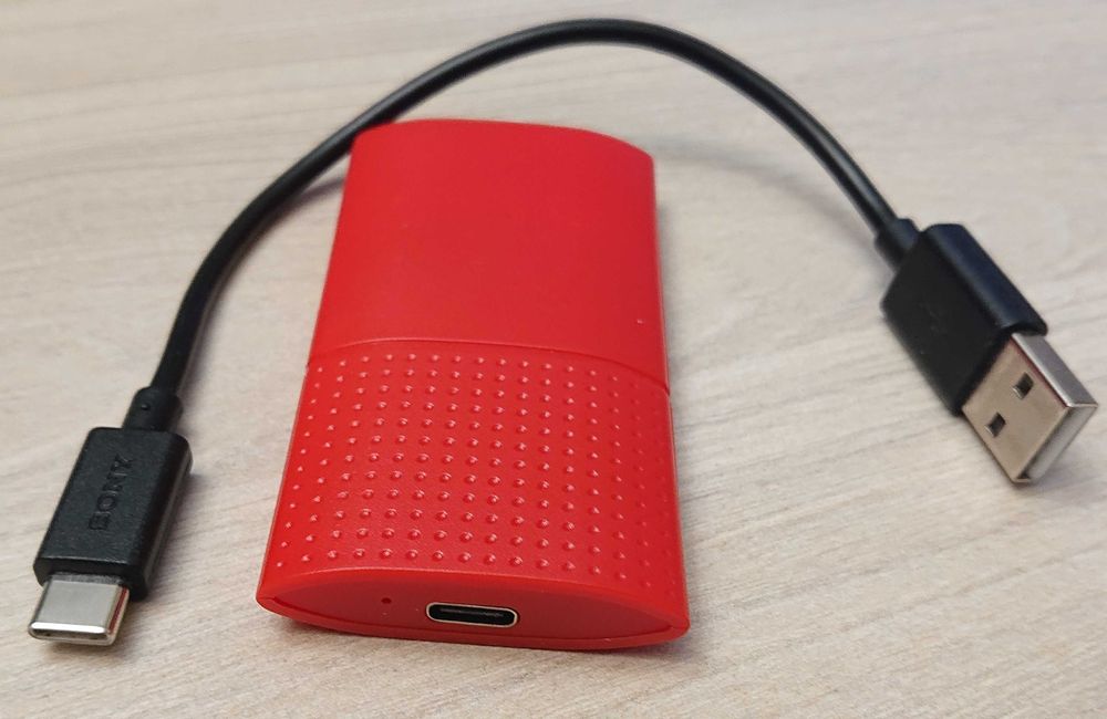 Внешний жесткий диск SSD 2 Tb