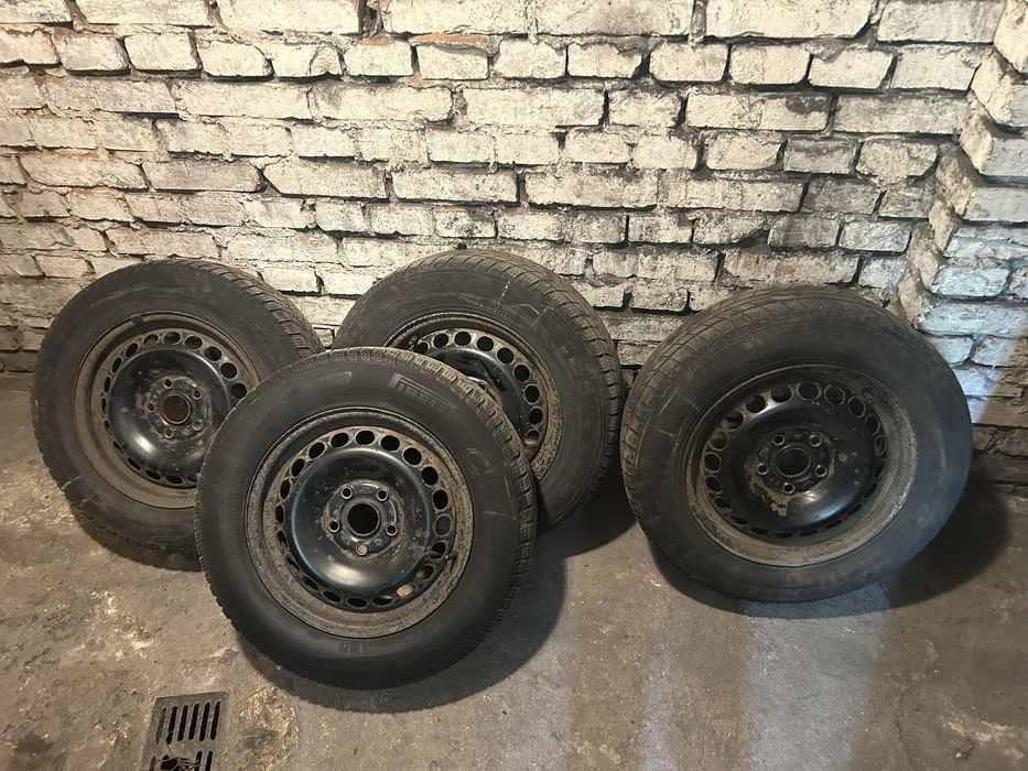 Opony zimowe 195/65 R15