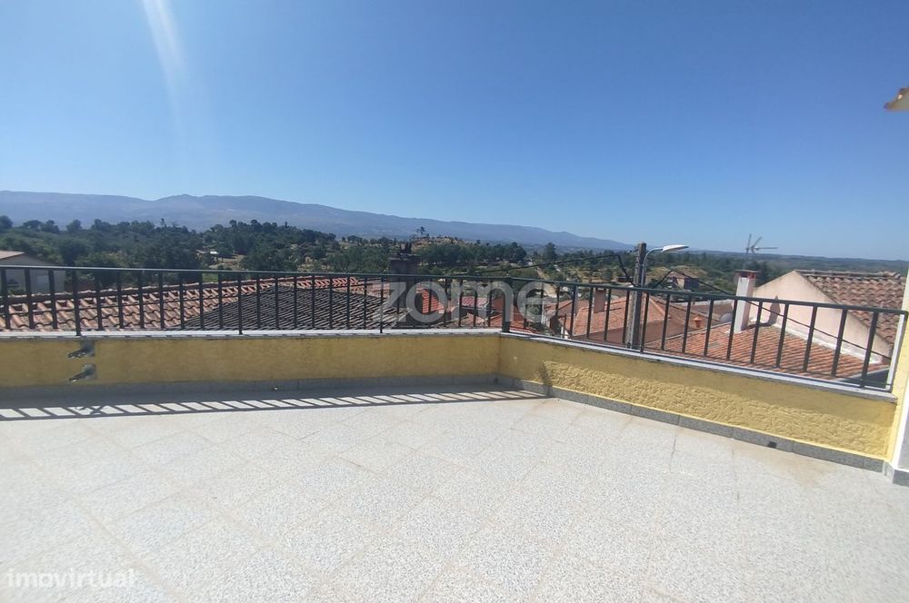Moradia pronta a habitar para venda em Vila Mendo de de Tavares