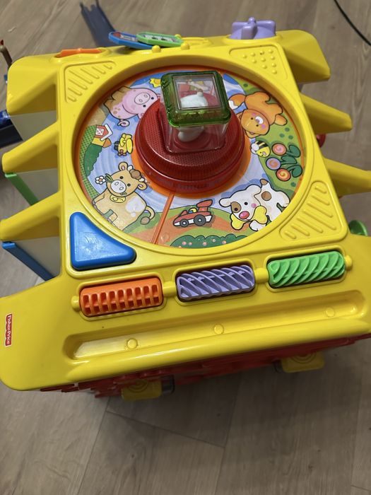 іграшковий куб Fisher-Price Peek-A-Blocks Incrediblock