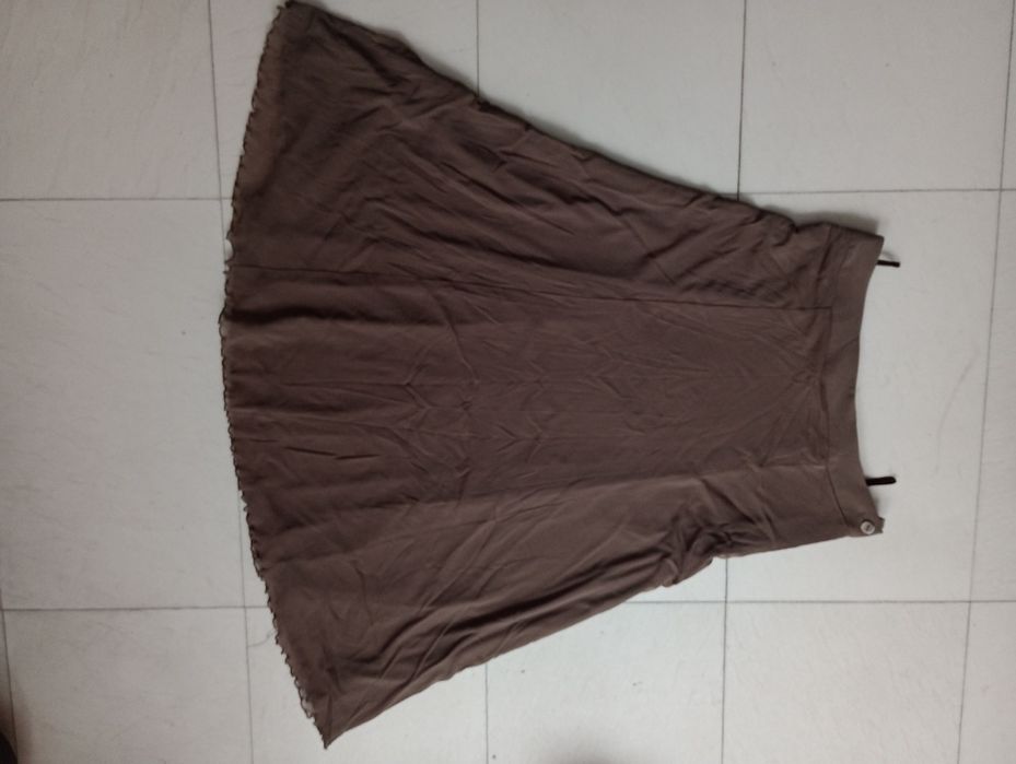 Brązowa wiralowa spódnica