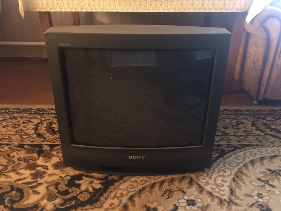 Телевизор Sony trinitron