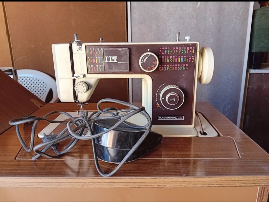 Maquina Costura ITT a funcionar