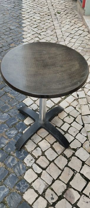 Várias Mesas...E muito mais, Tudo esta a vender !