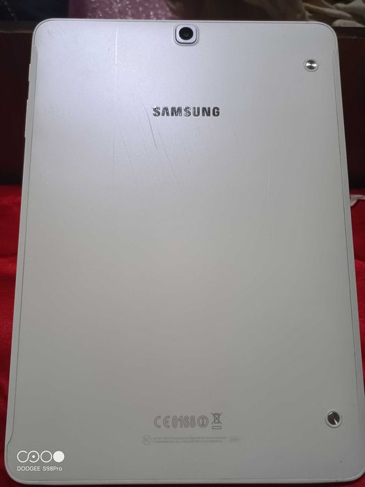 Планшет Samsung Galaxy Tab S2 9,7 3/32 gb