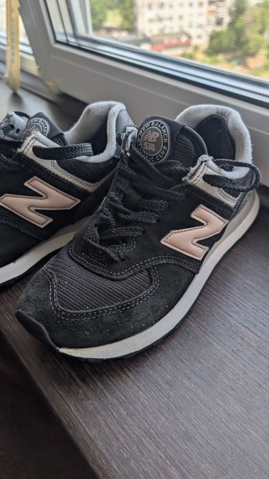 New Balance 574 жіночі чорні