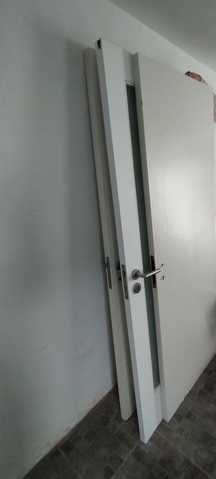 Vendo porta de madeira