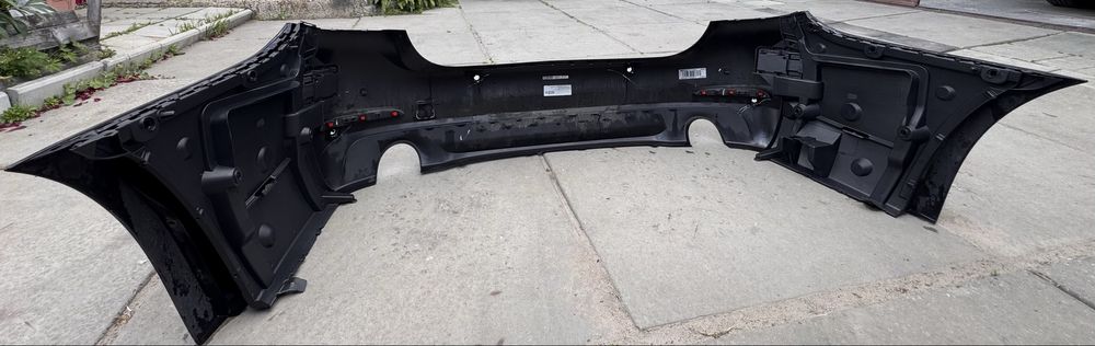 Бампер BMW G30 2019 року,колір Blacksapphire 475