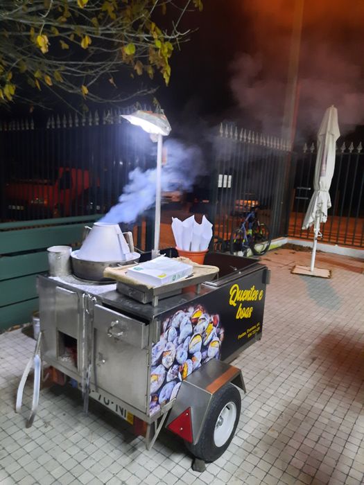 Castanhas assadas Branquinhas Festas Eventos Carrinhos apresentaveis