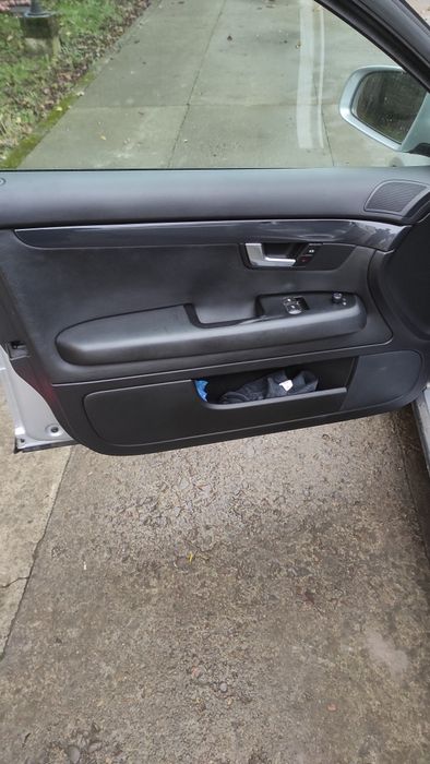 Audi a4b6. Продам.
