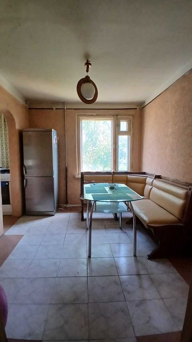 Продам 4к. квартиру на Святослава Рихтера