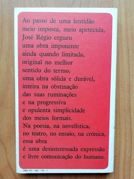 José Régio. Uma literatura viva - Eugénio Lisboa.