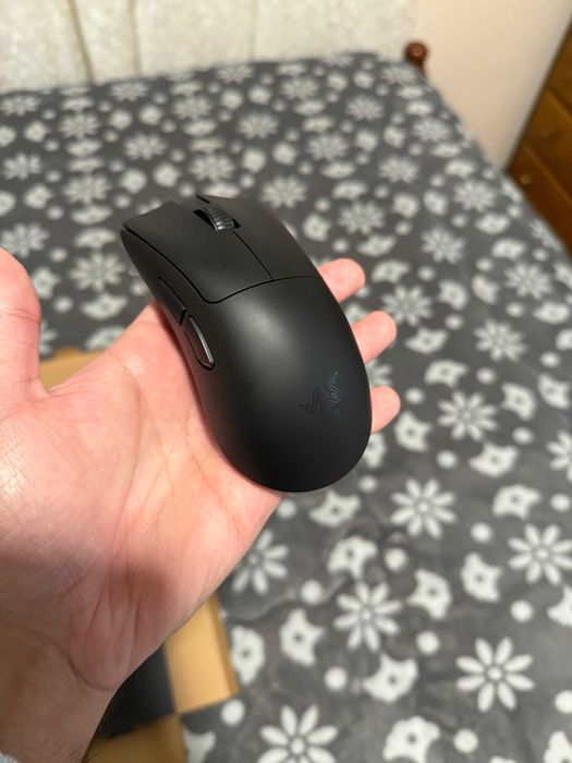 Razer DeathAdder V3 HyperSpeed (Novo / 6 Dias Uso) + Fatura Globaldata