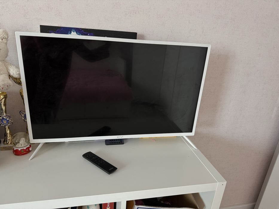 Телевізор kivi 32fr55wu