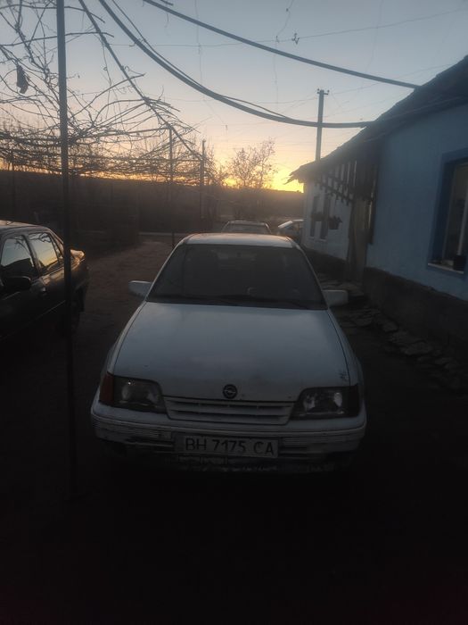 Продам Опель кадет
