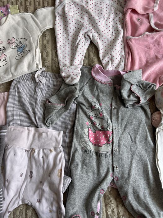 Дитячі речі відам безкоштовно