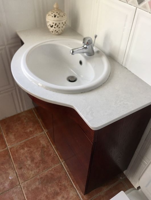 Bancada casa de banho lavatório e torneira