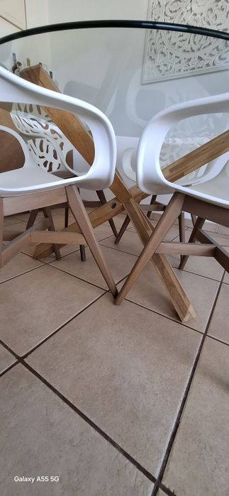 Mesa Jantar vidro AGERBY 119 + 4 cadeiras