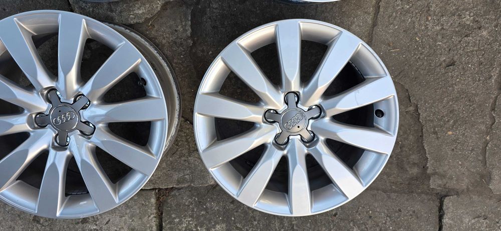 Alufelgi Audi 16" 7Jx16  5x100 ET34 Otwór 57,1 8x0601025g