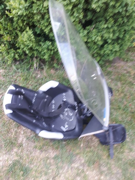Fotelik rowerowy na  przód Bobike