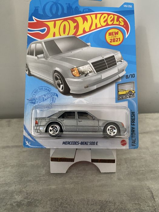 Mercedes-Benz 500E
