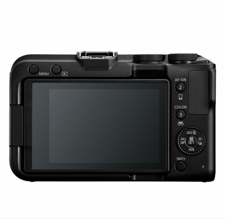 Canon EOS R50 V + 14-30mm f/4-6/3
