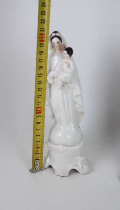 Esculturas Virgem Maria com o Menino - Porcelana Séc. XXI/XX