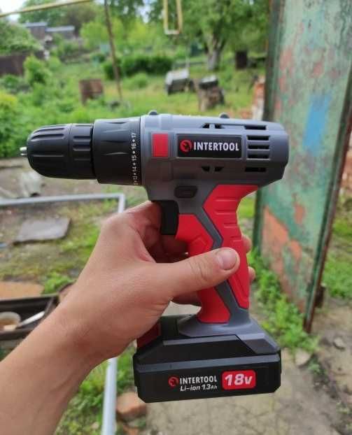 Акумуляторний шуруповерт 18 В, новий