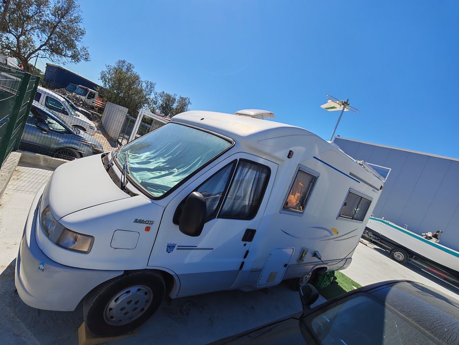 Autocaravana  com apenas 58965km fabrico Portuguesa, oportunidade únic