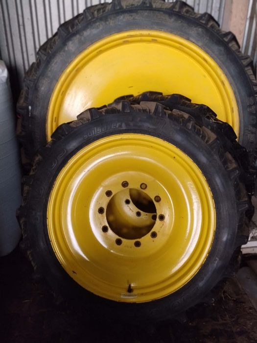 Wąskie koła John deere