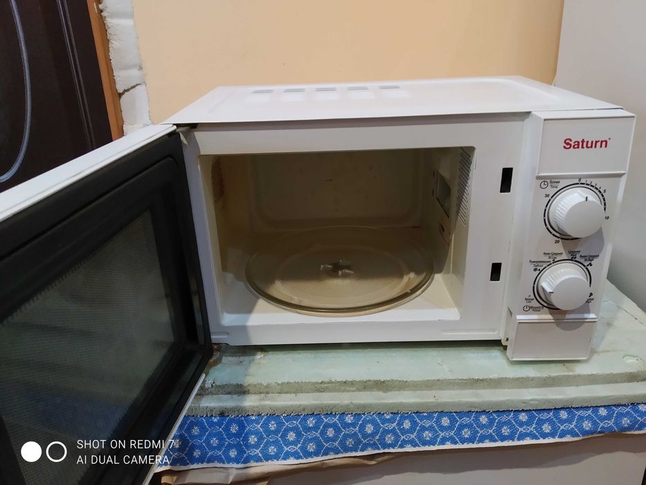 Микровалновая печь,как новая!