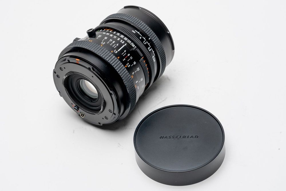 Objectiva HASSELBLAD CARL ZEISS DISTAGON CF 50mm F4 T