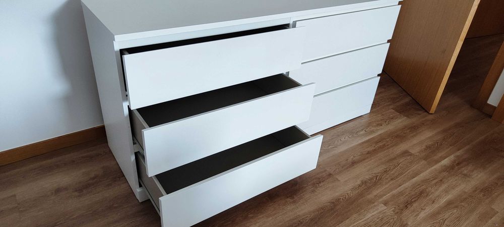 Cômoda IKEA 6 gavetões