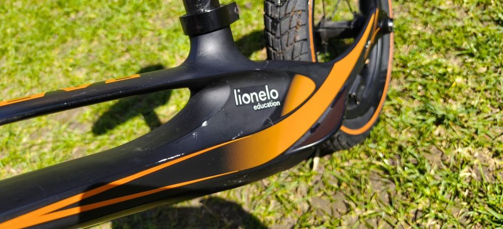 Rowerek biegowy Lionelo Bart air lekki pompowane koła