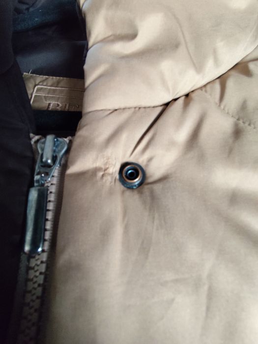 Beżowa długa kurtka