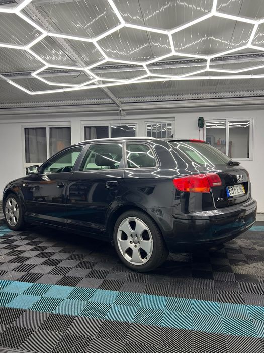 Audi A3 2.0 SportBack — photo 3