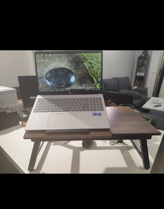 Stojak pod laptopa