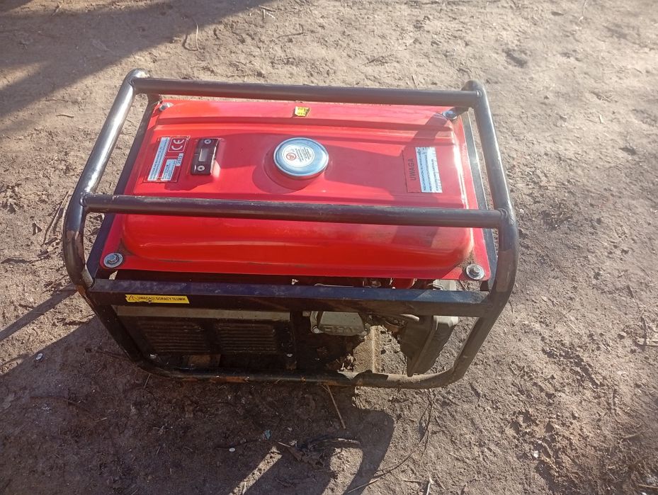 Продам Генератор.