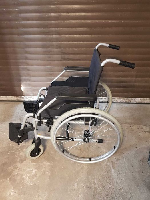 Nowy wózek inwalidzki meyra.