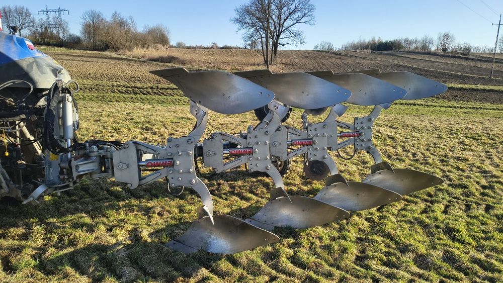 Pług obrotowy Ermo, 4 skiby, Vario.