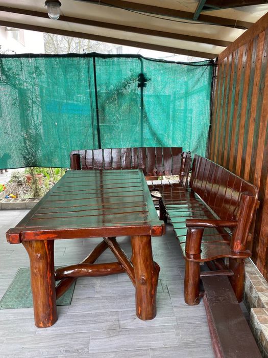 Комплект (стол и лавочки) садовой мебели из массива дерева для террасы