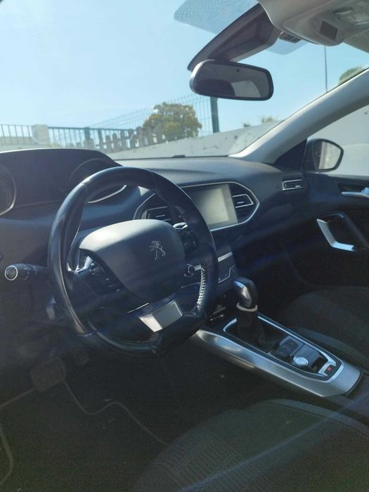 Peugeot 308 SW 1.6 120CV - Caixa Automática