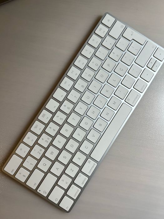 Imac Versão 13.7.1 - Ecrã 21,5 polegadas (4096 x 2304)