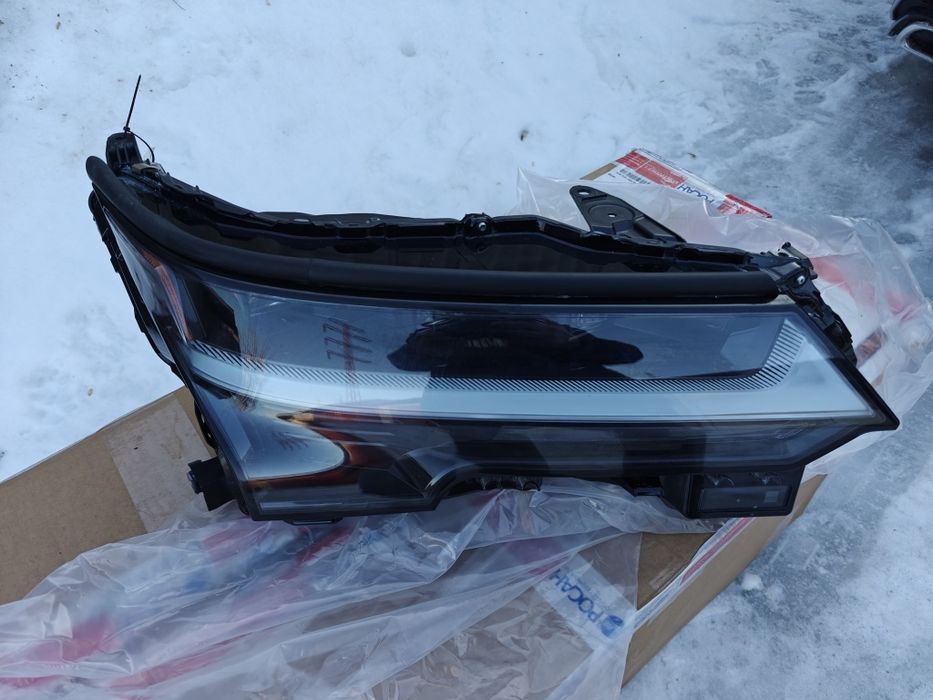 Фара правая Lexus GX 550 2024 2025 2026