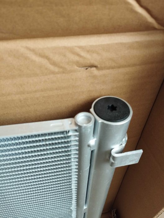 BMW X3 G01 X4 G02 X5 G05 X6 G06 G07 радіатор кондиціонера 64539473848