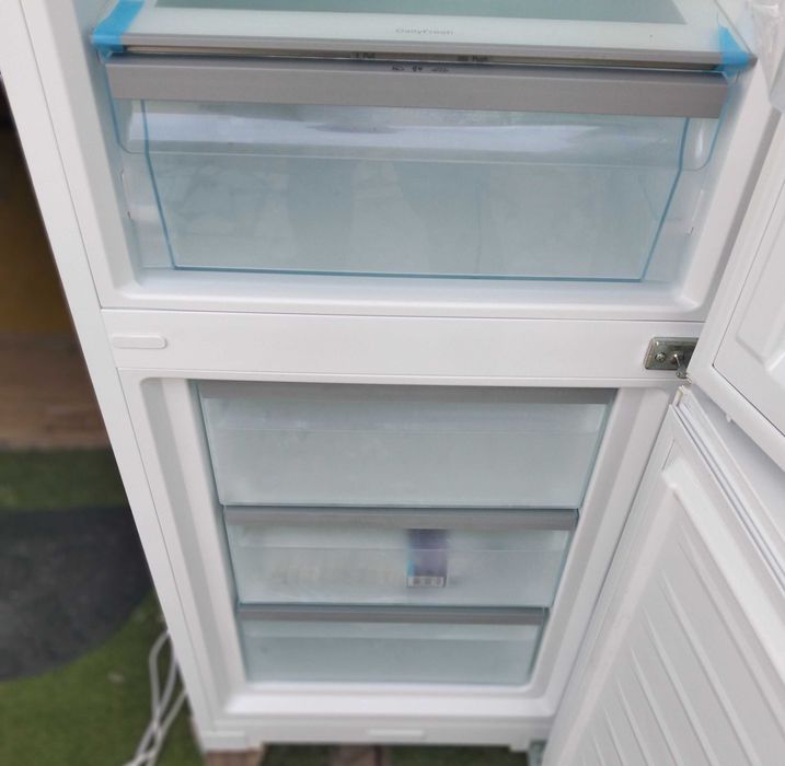 Frigorífico combinado Miele KFN 4375CD Branco