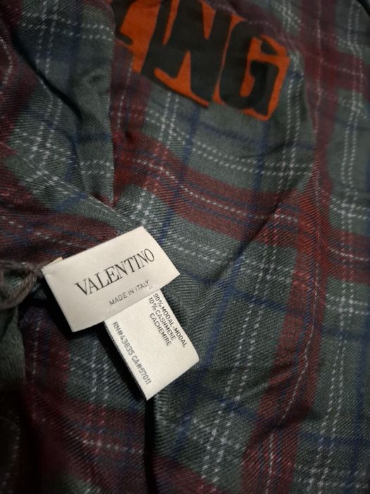 Cachecol Valentino - design exclusivo